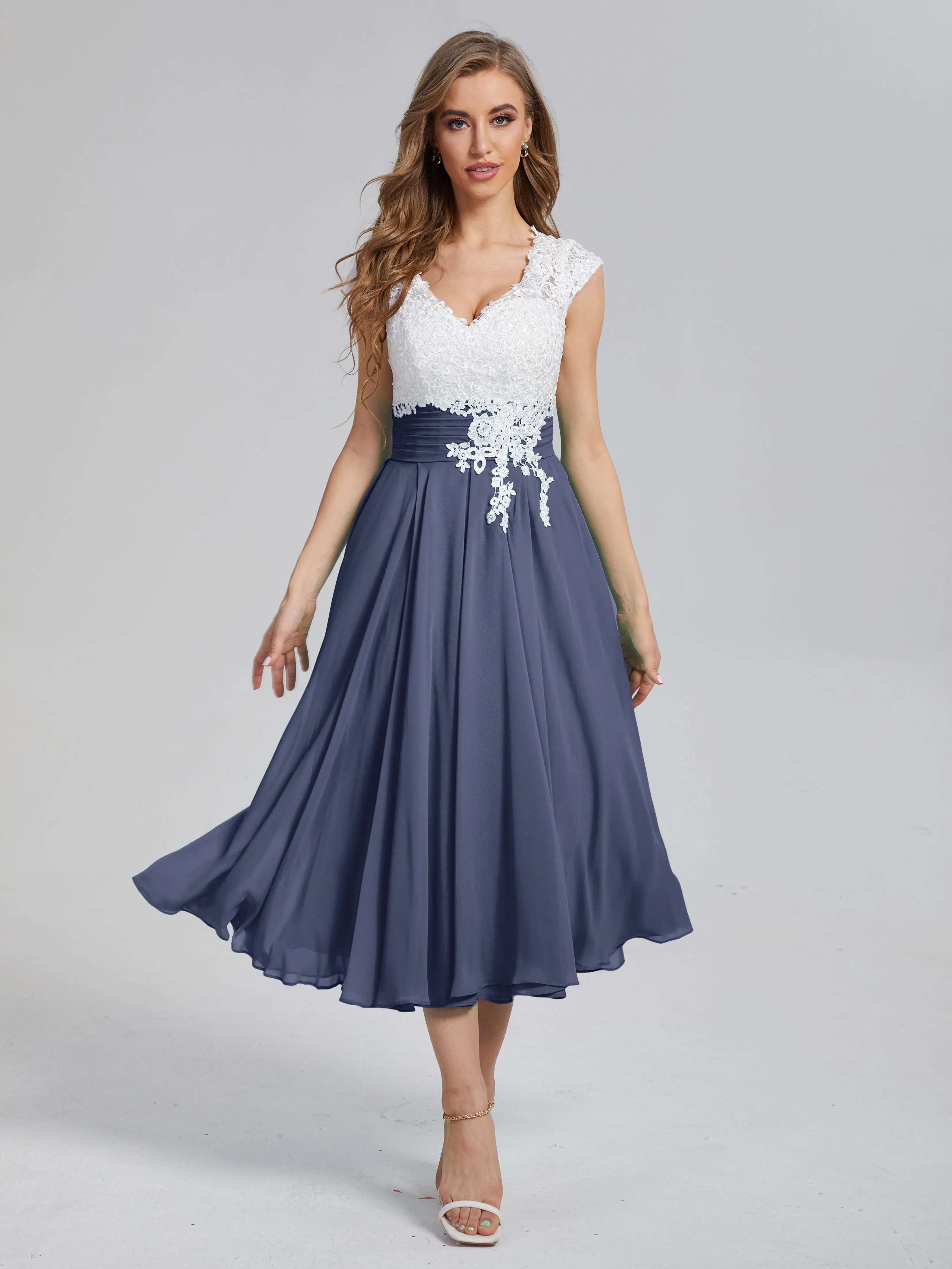 Graceful Lace Tea Length Chiffon Mother of the Bride Dresses