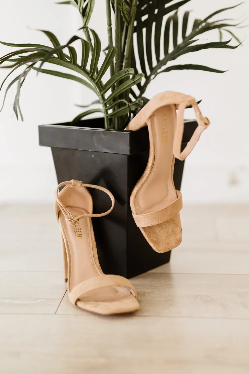 KAYLEEN Standing Tall Square Toe Block Heel Sandals in Taupe