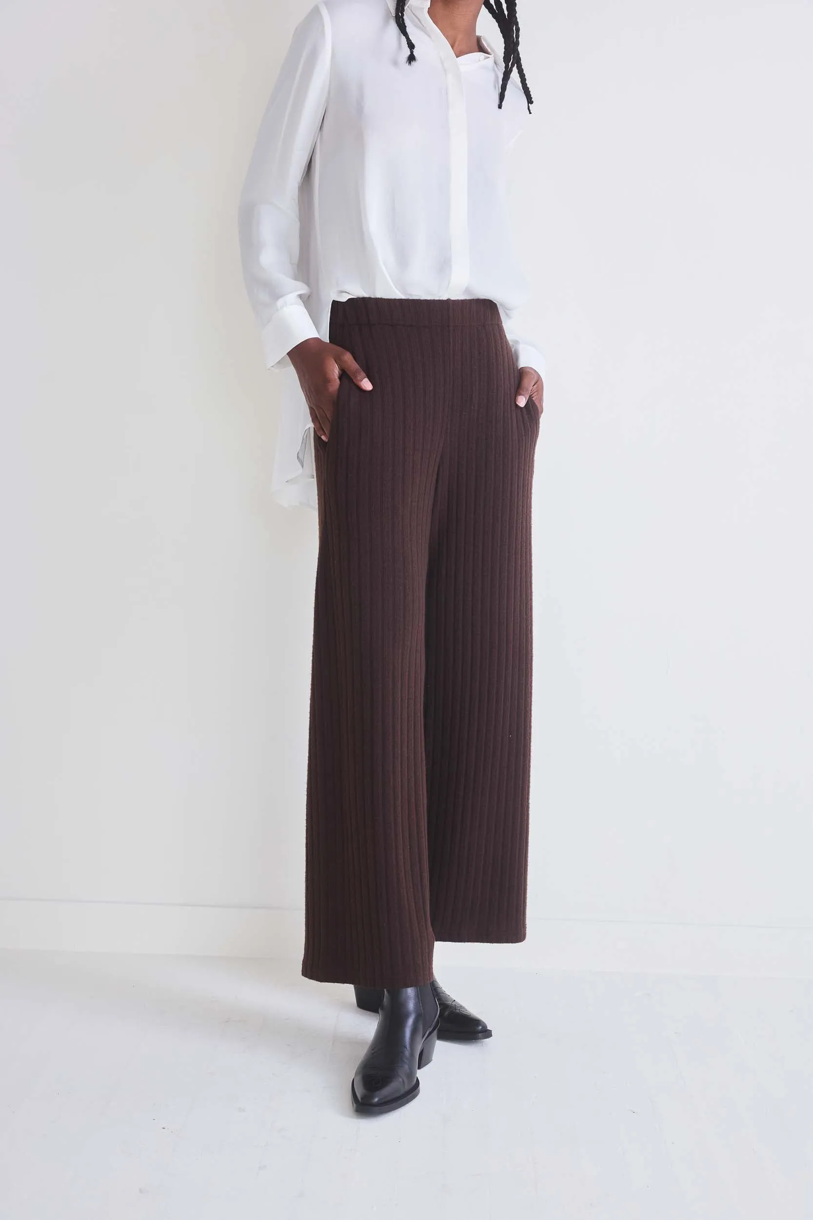 Leisure Flow Ribbed Pants