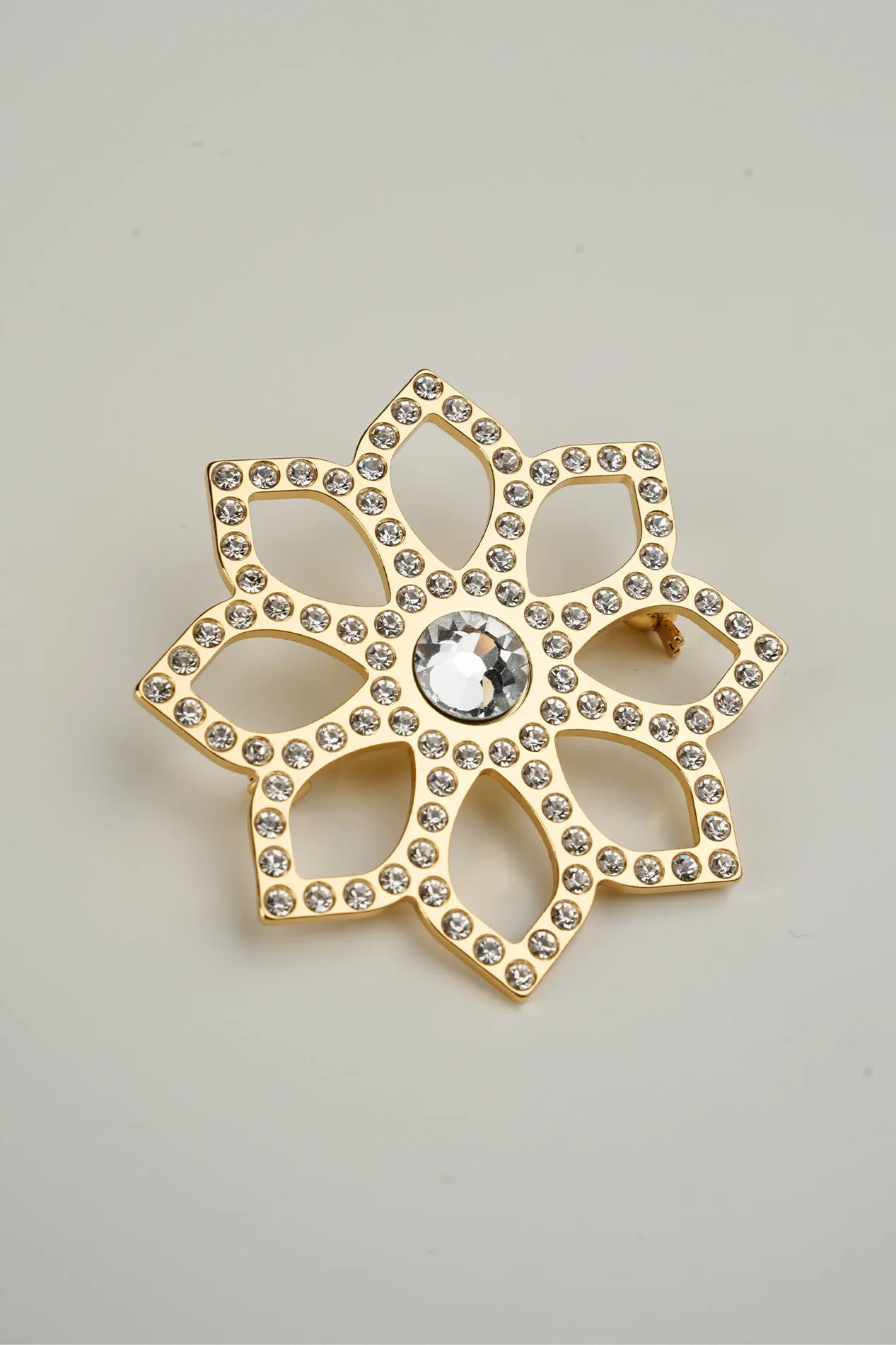 Lotus Single Flower Brooch In Gold-Plated